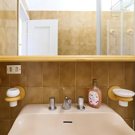 Primopiano - Savona 110 Apartment *