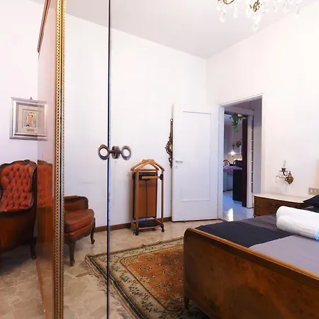 Primopiano - Savona B アパート